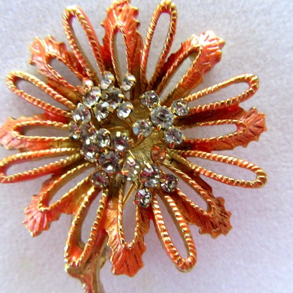 FLORENZA gold tone & rhinestone trembler coral orange sunflower brooch -Spring - Picture 7 of 8